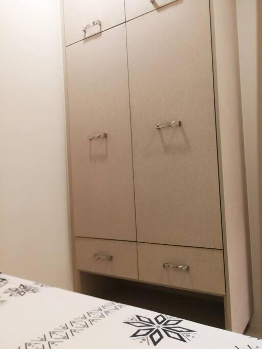 Adria Residences - Emerald Garden - 2 Bedroom Unit For 4 Person Manila Exterior photo